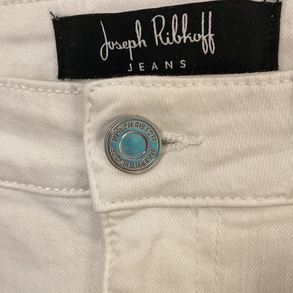 EUC Joseph Ribkoff white jeans denim. Size 8. - Picture 5 of 8